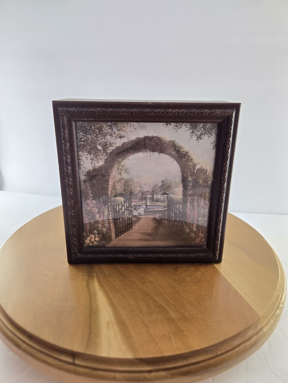Wooden Keepsake Trinket Box | Cottage Garden Frame Lid Clamshell, Vintage